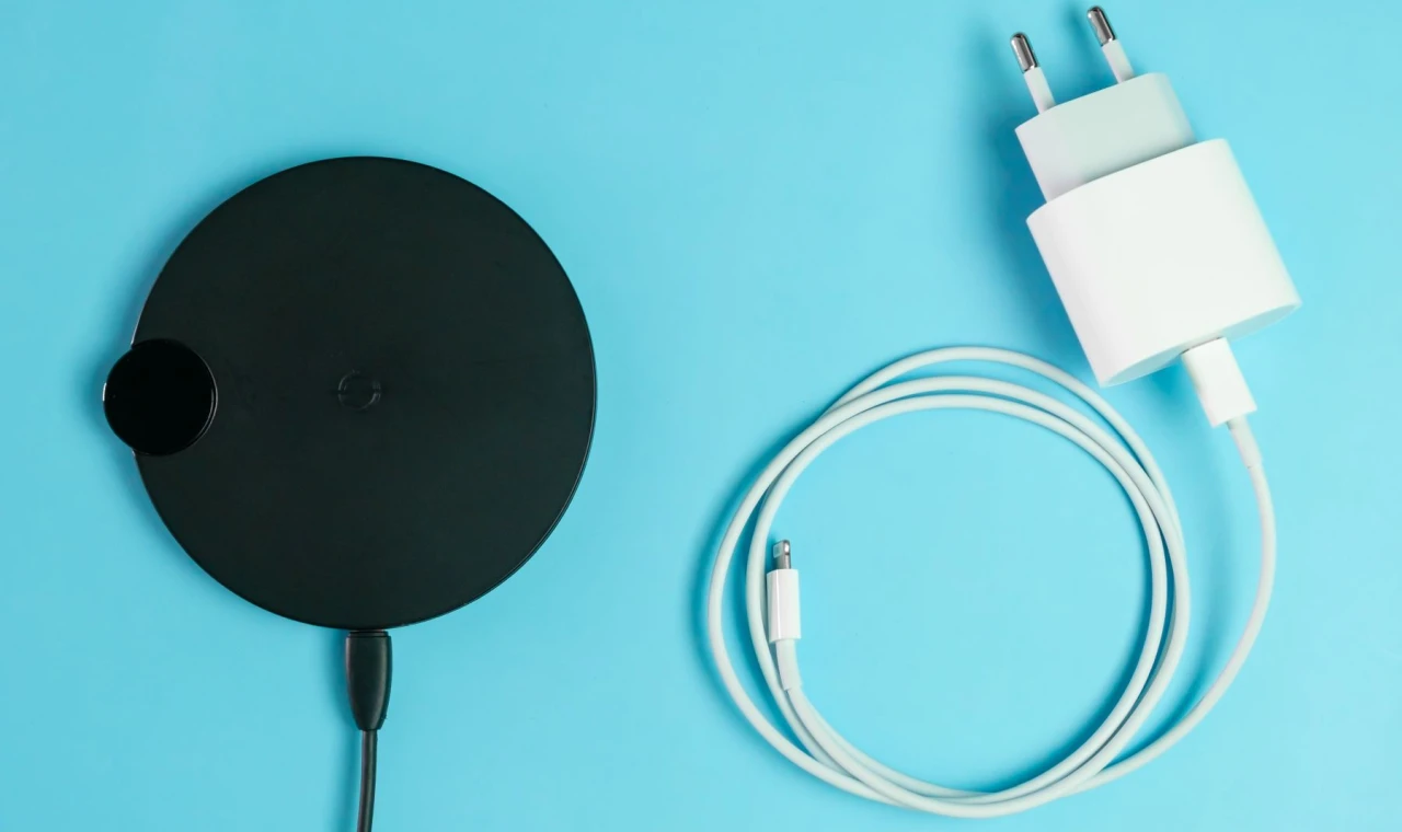 ładowarka indukcyjna MagSafe